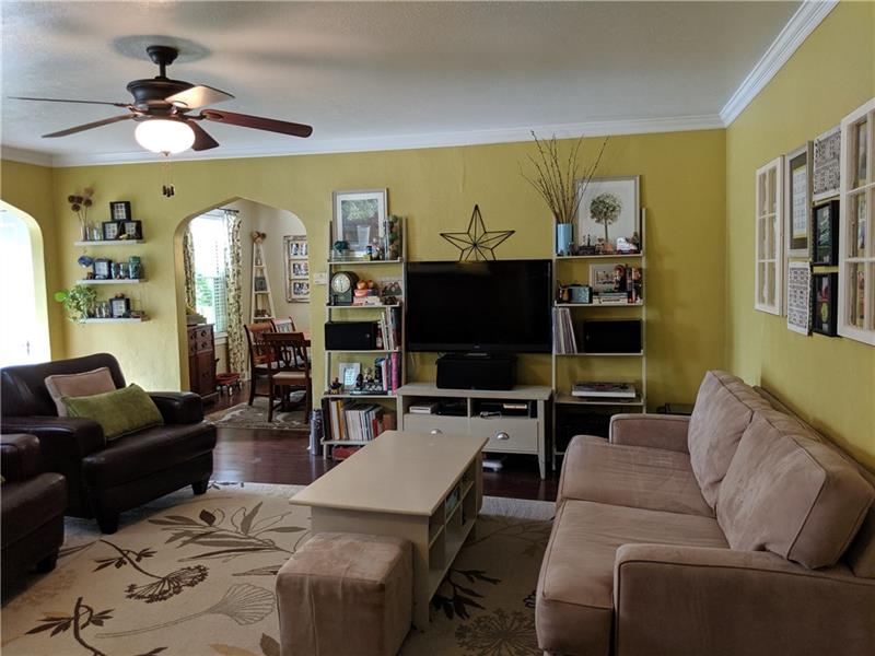 9710 Bellcrest Road Pittsburgh, PA 15237 - Photo 4 of 22