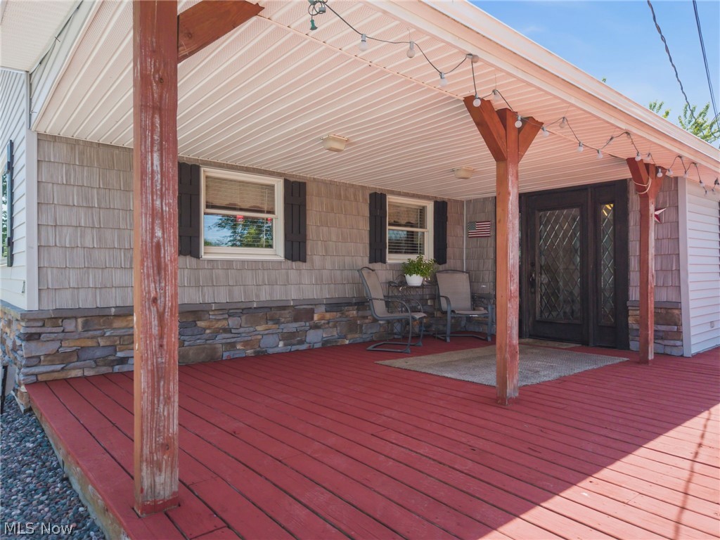 20101 German Church Road North Benton, OH 44449 - Photo 2 of 39