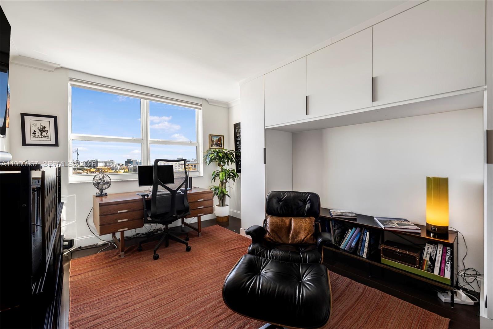 90 Alton Road, Unit 811 Miami Beach, FL 33139 - Photo 15 of 38