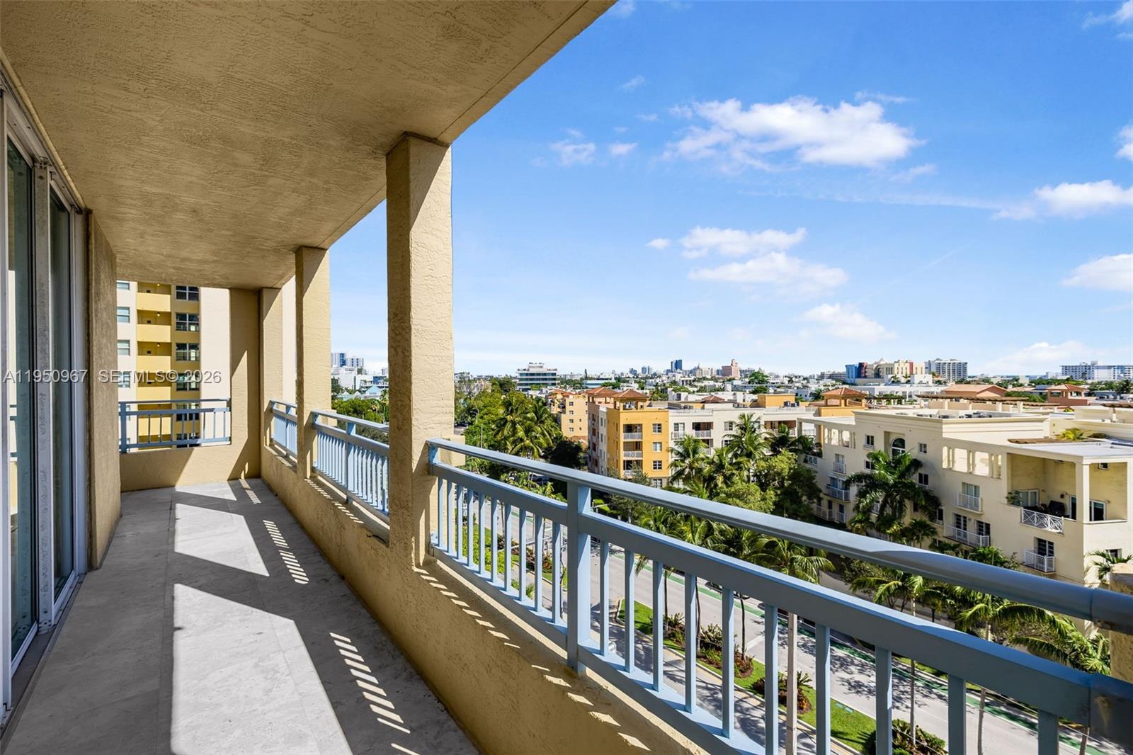 90 Alton Road, Unit 811 Miami Beach, FL 33139 - Photo 19 of 38