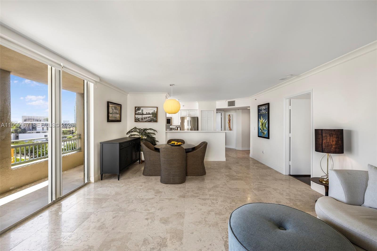 90 Alton Road, Unit 811 Miami Beach, FL 33139 - Photo 9 of 38