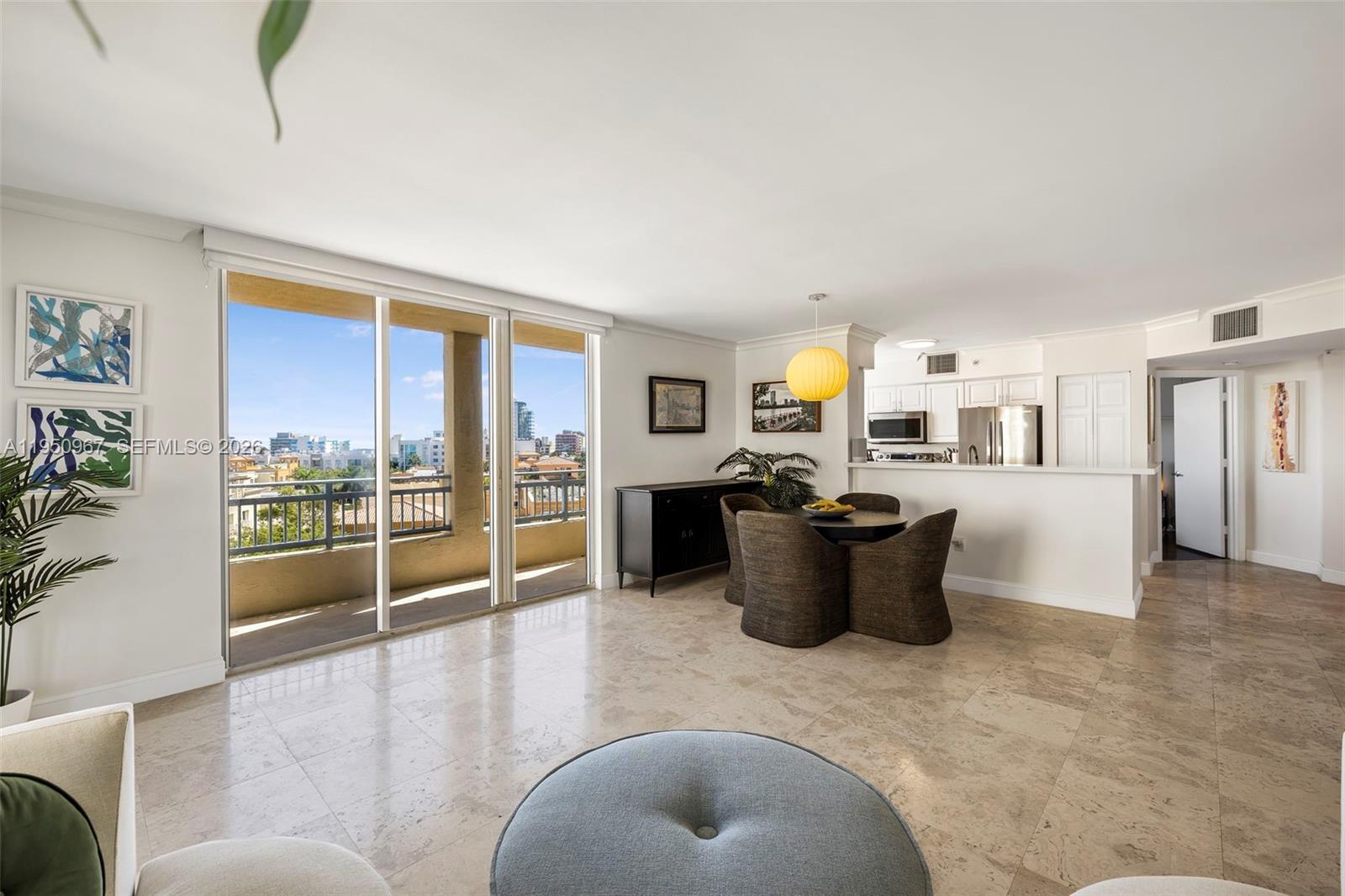 90 Alton Road, Unit 811 Miami Beach, FL 33139 - Photo 10 of 38