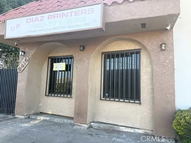 a view of a entryway door of the house