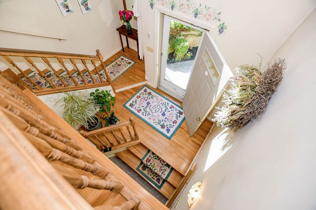 4 Acorn Lane Mattapoisett, MA 02739 - Photo 9 of 22 Gallery Image 9