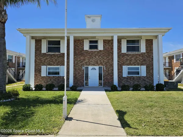 $1,900 | 190 East Olmstead Drive, Unit M1, Titusville, FL 32780