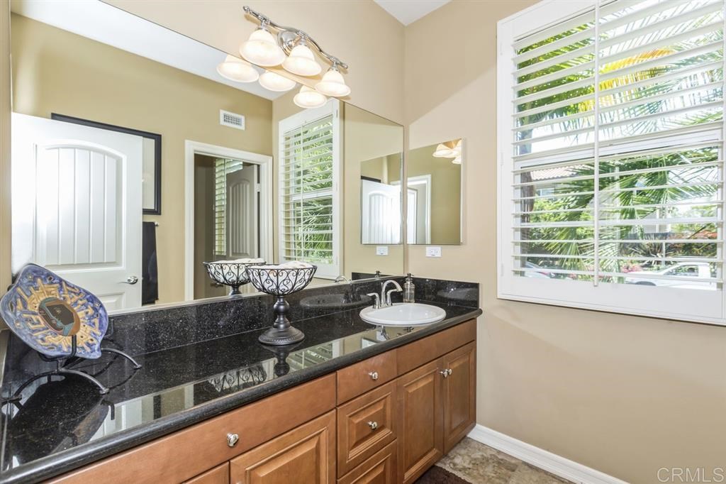 1002 Scarlet Way Encinitas, CA 92024 - Photo 21 of 25
