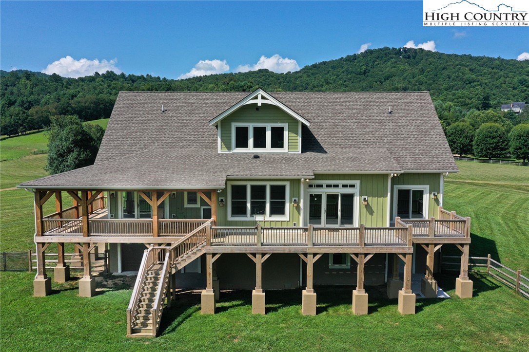535 Old Shulls Farm Road Banner Elk, NC 28604 - Photo 1 of 44 Gallery Image 1