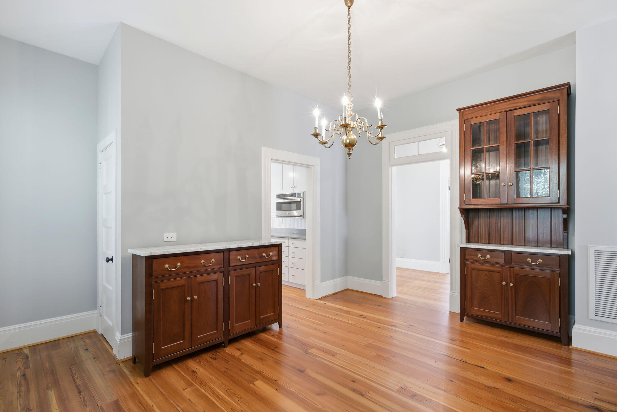 328 Bennett Street Mount Pleasant, SC 29464 - Photo 12 of 57 34-web-or-mls-DSC08270