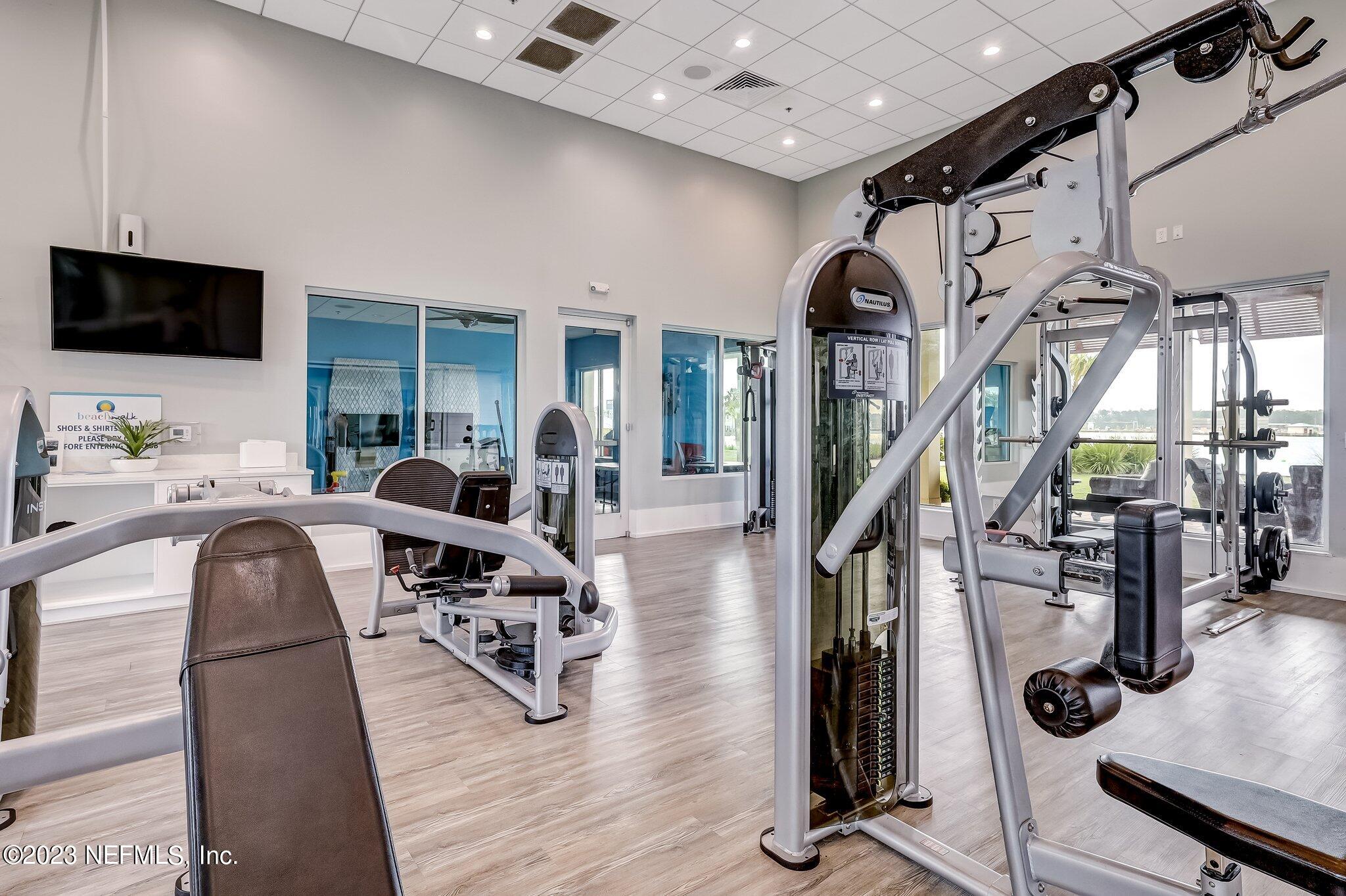 300 Topside Drive St. Johns, FL 32259 - Photo 104 of 121 a view of a room with gym equipment
