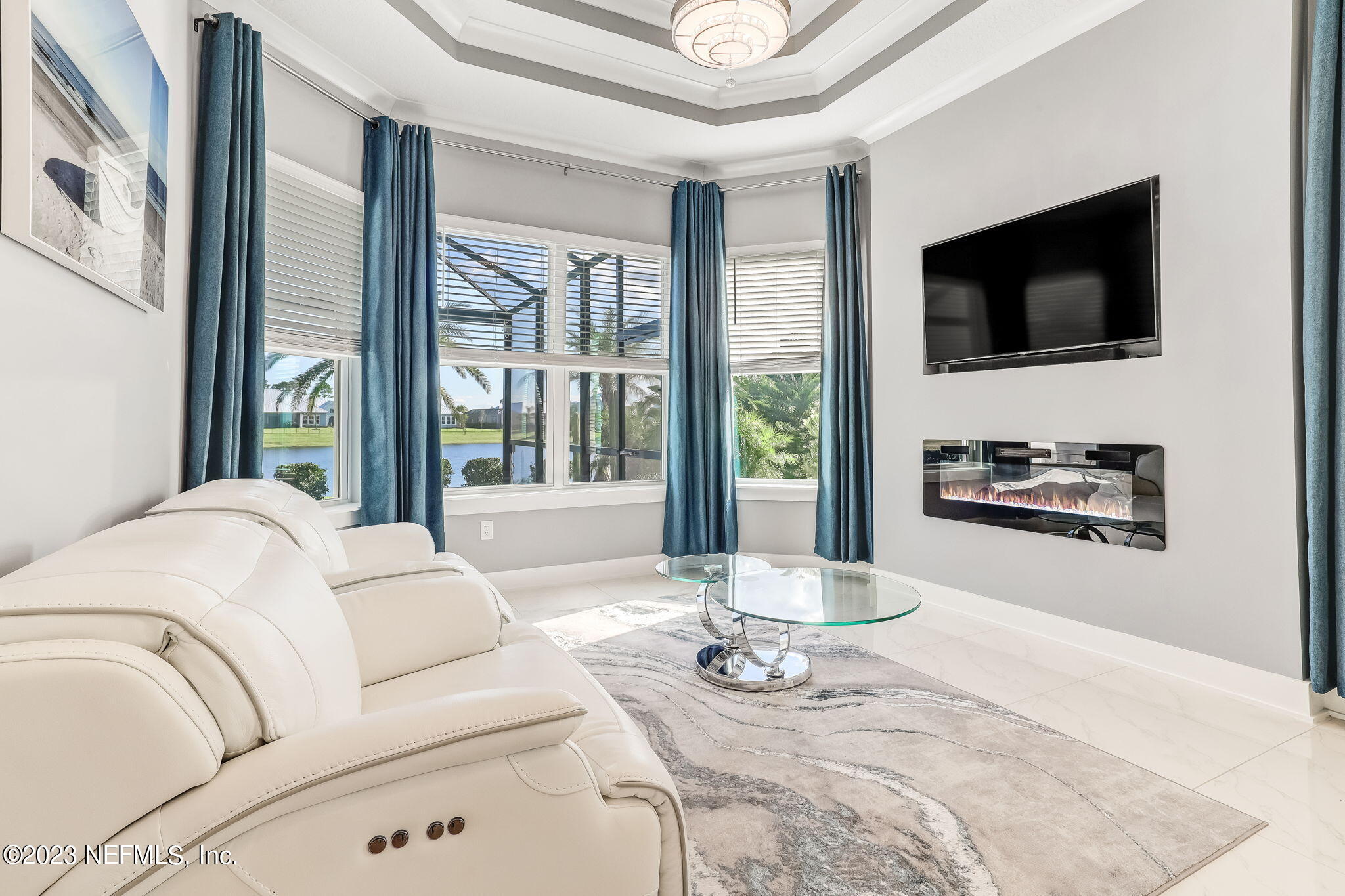 300 Topside Drive St. Johns, FL 32259 - Photo 33 of 121 Fireplace in Primary Suite