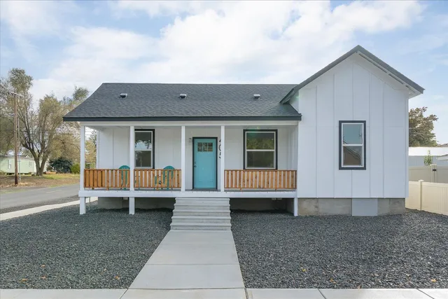 $249,900 | 405 West 2nd Street, Sprague, WA 99032