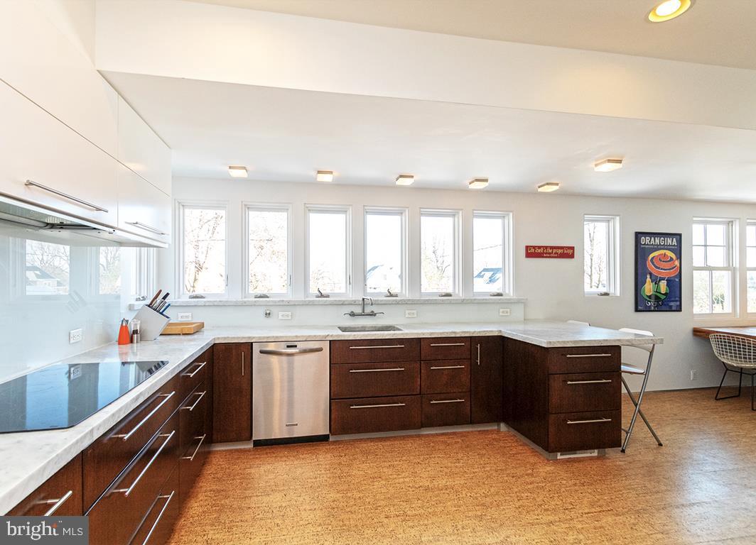 329 Hawthorn Road Baltimore, MD 21210 - Photo 12 of 53 Kitchen
