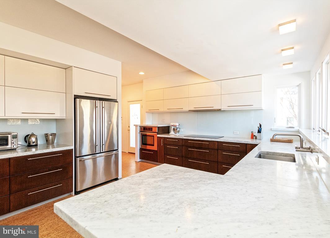 329 Hawthorn Road Baltimore, MD 21210 - Photo 13 of 53 Kitchen