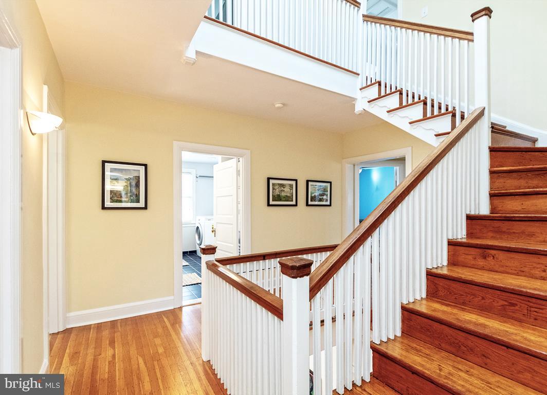 329 Hawthorn Road Baltimore, MD 21210 - Photo 22 of 53 Staircase