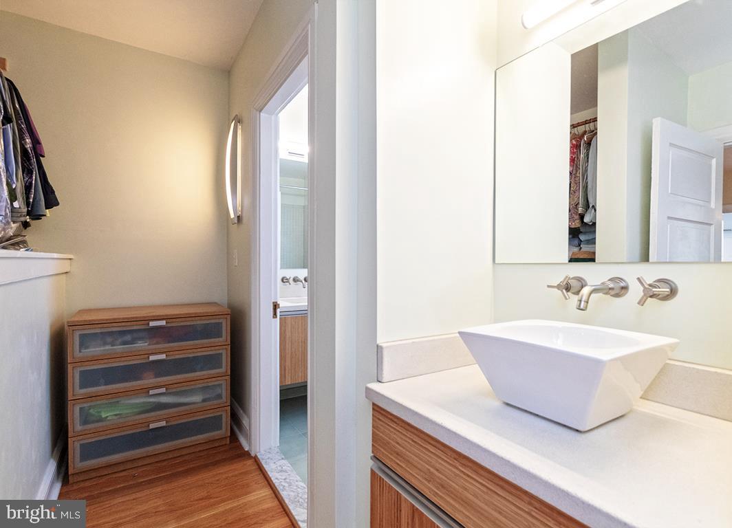 329 Hawthorn Road Baltimore, MD 21210 - Photo 26 of 53 Master bath and closet