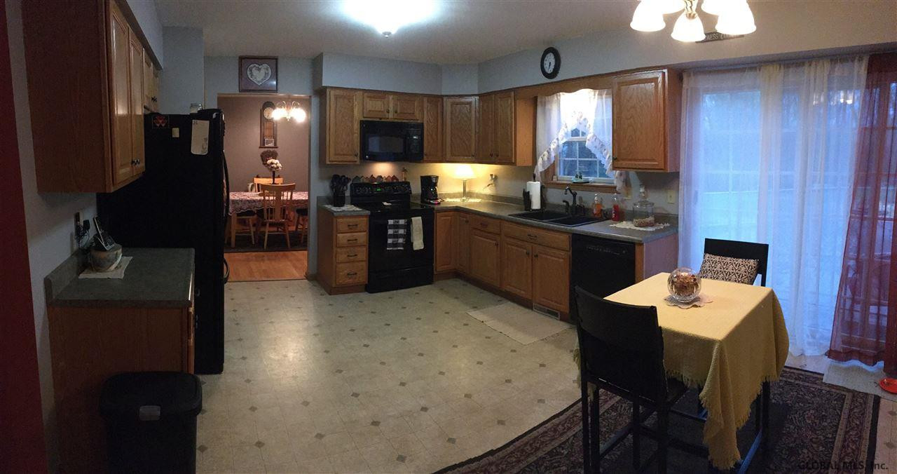 12 Mapleline Road Ballston Lake, NY 12019 - Photo 4 of 22 Photo 4