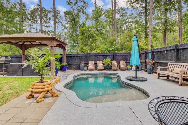 $715,000 | 6190 Buttonbush Drive, Ravenel, SC 29470