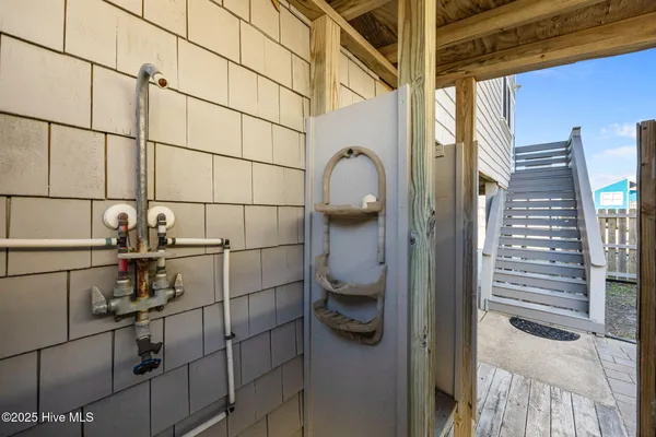 $915,000 | 113 East Aviation Avenue, Unit 19, Kill Devil Hills, NC 27948