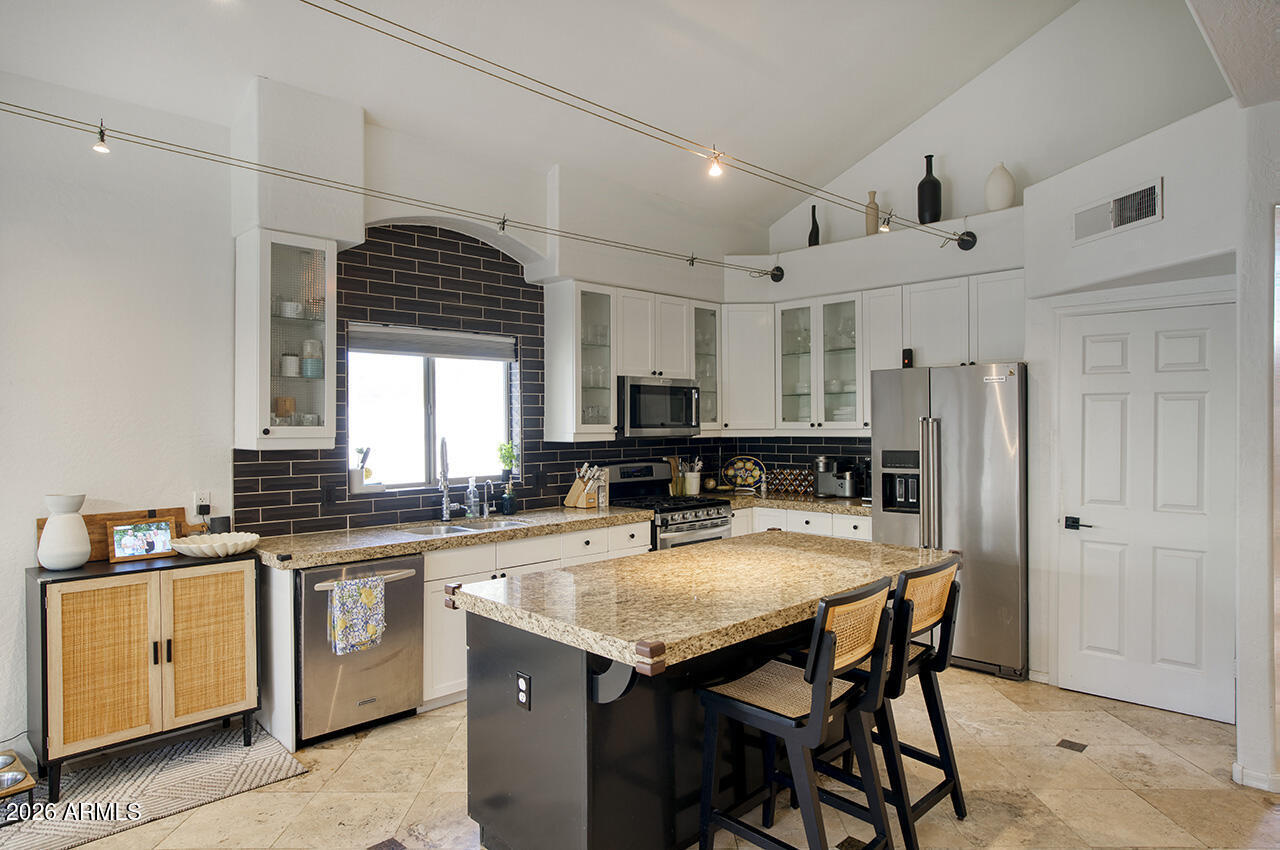 625 West Ocotillo Road Phoenix, AZ 85013 - Photo 5 of 28 Gourmet kitchen