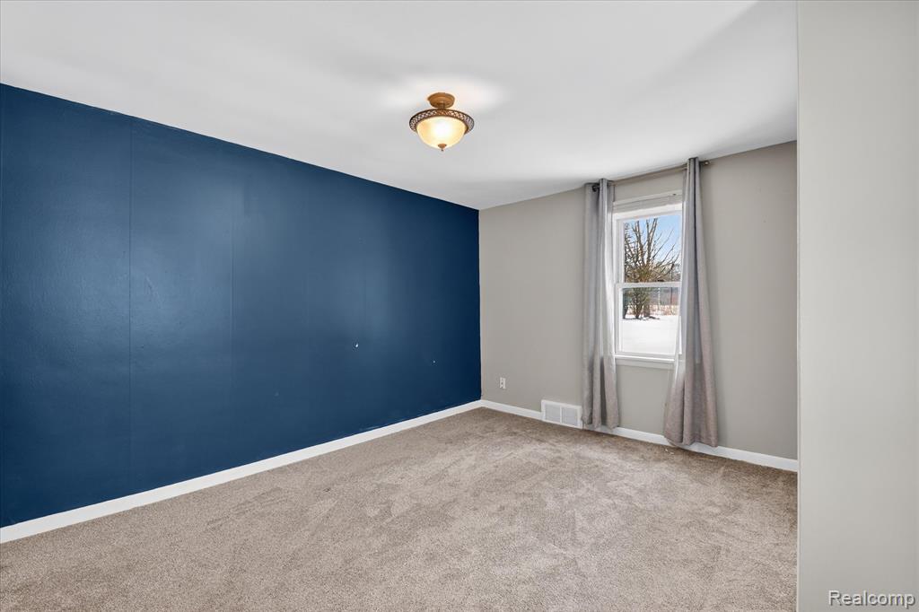 23650 Elwell Road Belleville, MI 48111 - Photo 19 of 44 Gallery Image 19