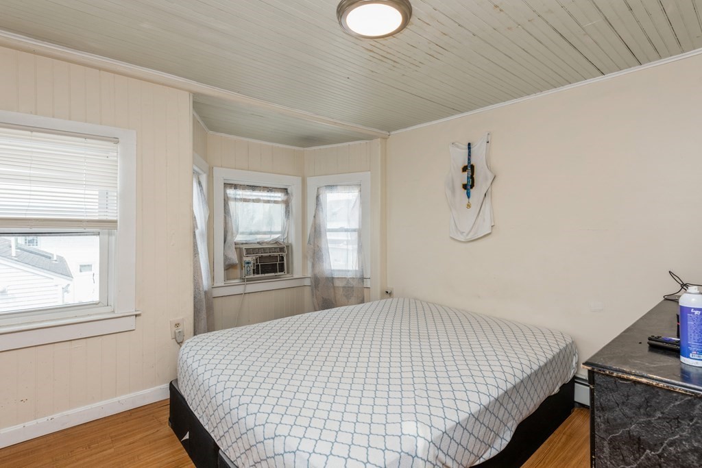 14 Holly Street Wareham, MA 02558 - Photo 17 of 35