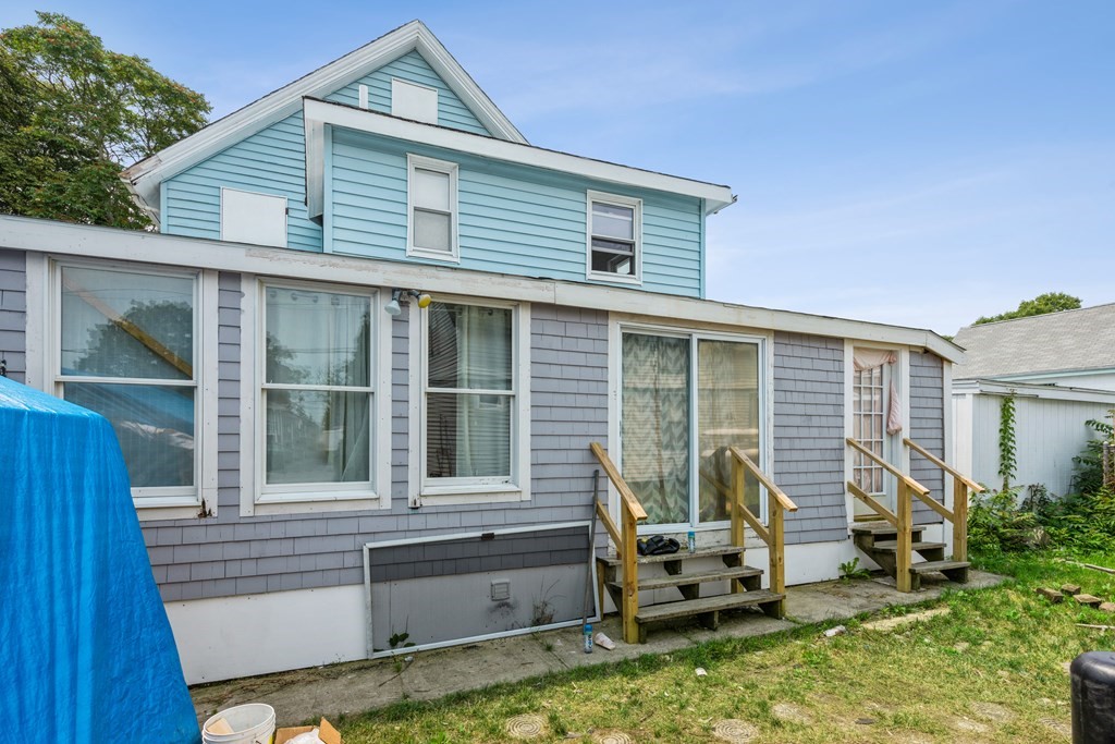14 Holly Street Wareham, MA 02558 - Photo 22 of 35
