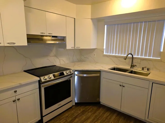 $2,295 | 512 San Jose Avenue, Clovis, CA 93612