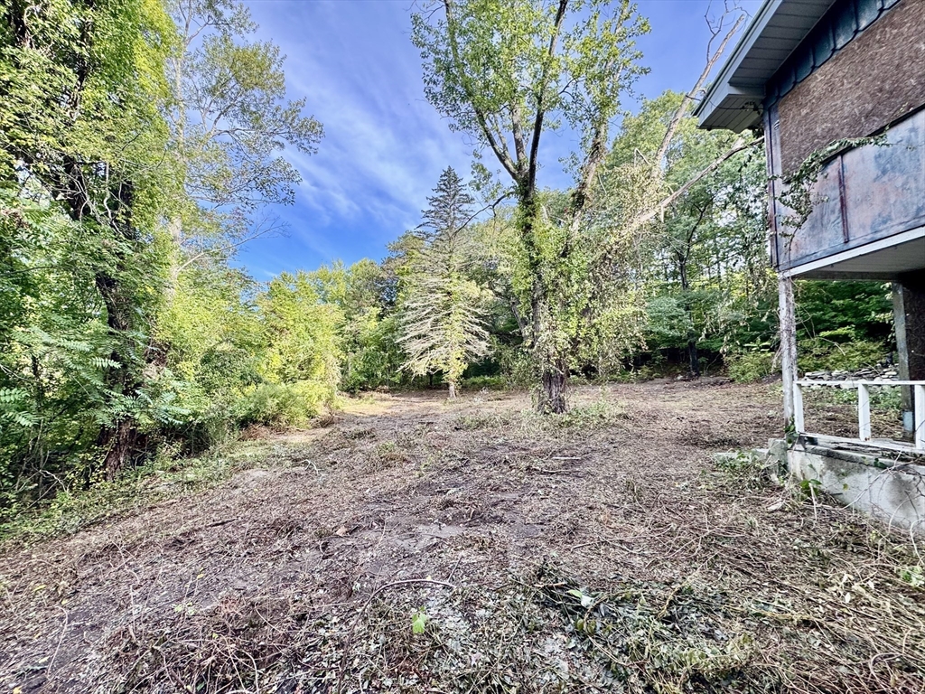 28 Cherry Street Shrewsbury, MA 01545 - Photo 6 of 9