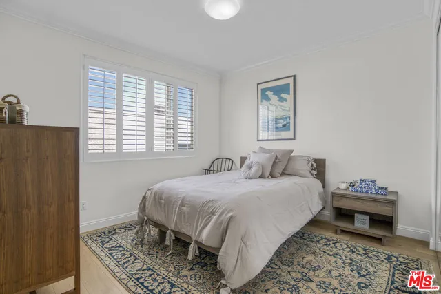 $15,995 | 11974 Mayfield Avenue, Unit 6, Los Angeles, CA 90049