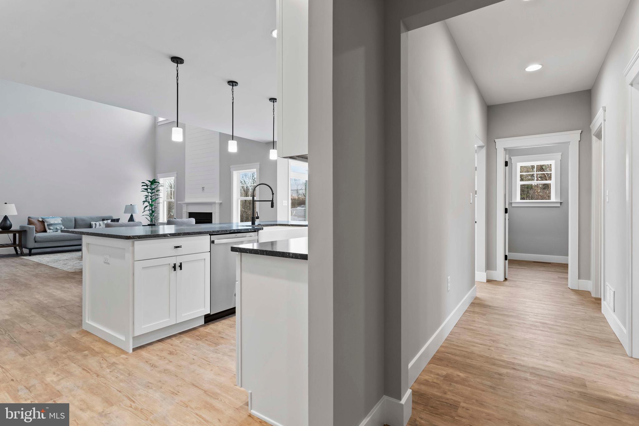 5330 Wilshire Road Harrisburg, PA 17112 - Photo 17 of 49