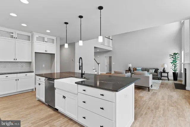 $789,900 | 5330 Wilshire Road, Harrisburg, PA 17112