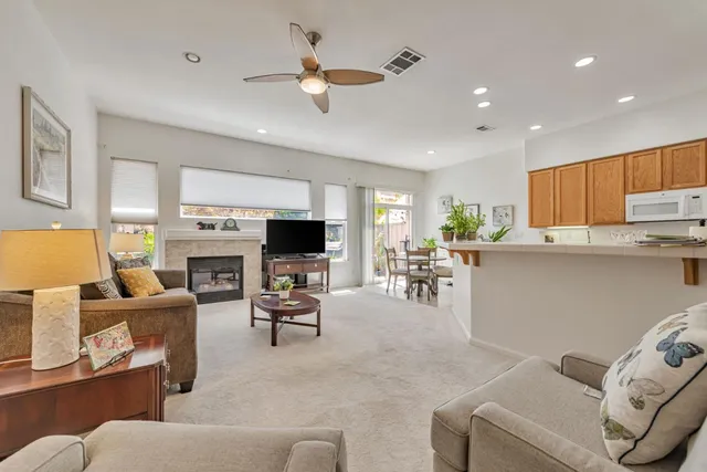 $899,000 | 2010 Carignan Way, San Jose, CA 95135