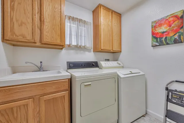 $899,000 | 2010 Carignan Way, San Jose, CA 95135