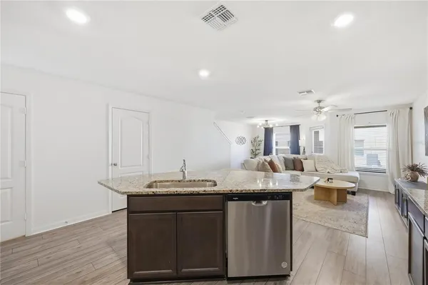 $284,900 | 1675 Wynford Circle, Tavares, FL 32778