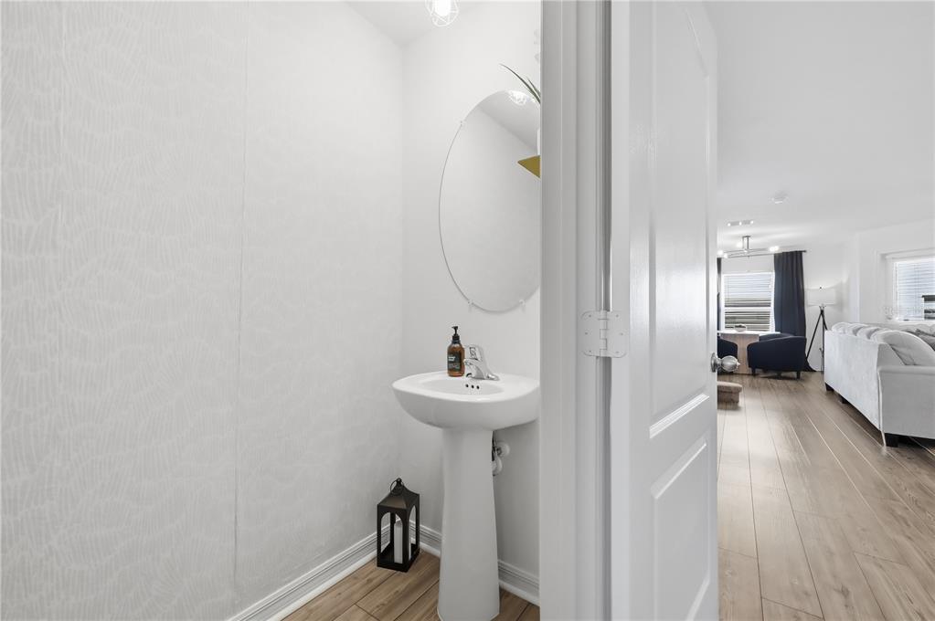 1675 Wynford Circle Tavares, FL 32778 - Photo 18 of 47