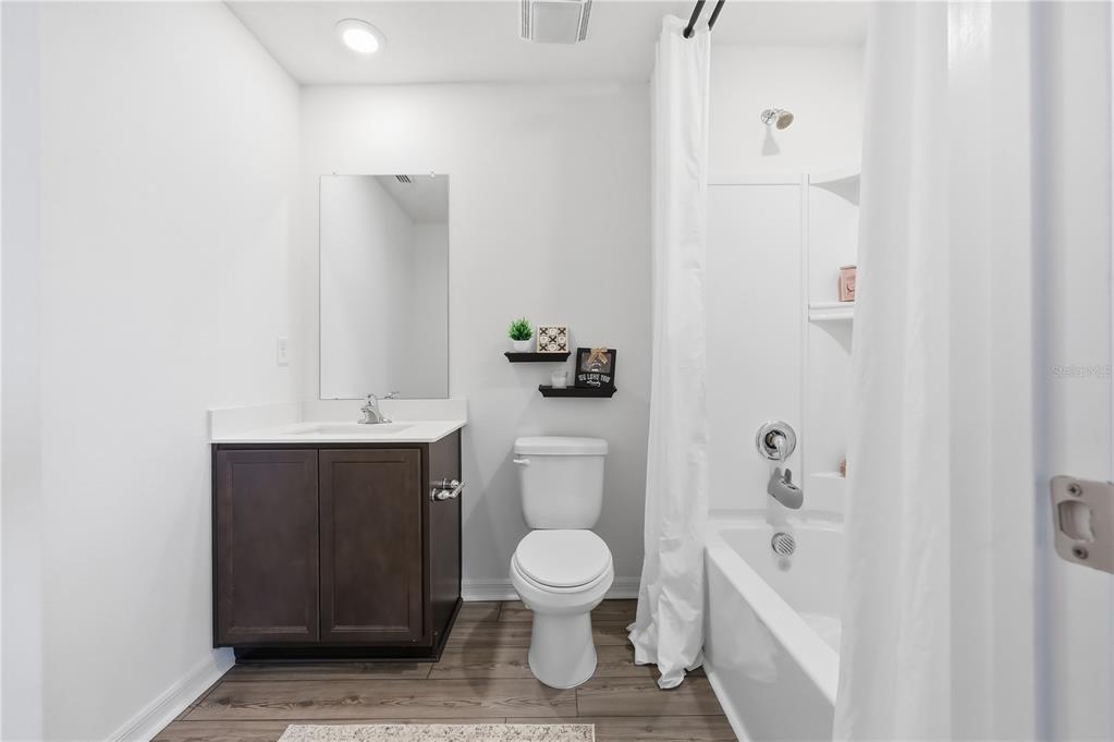 1675 Wynford Circle Tavares, FL 32778 - Photo 23 of 47