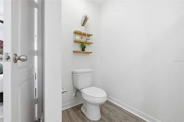 $284,900 | 1675 Wynford Circle, Tavares, FL 32778