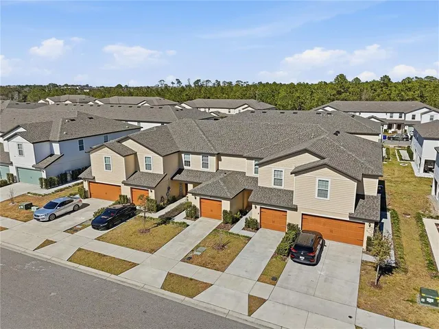 $284,900 | 1675 Wynford Circle, Tavares, FL 32778