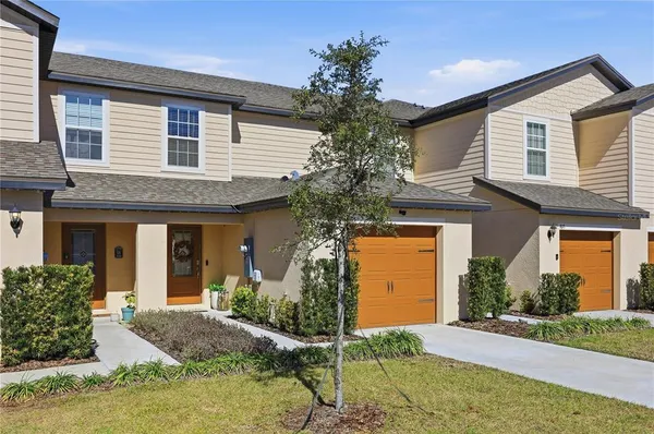 $284,900 | 1675 Wynford Circle, Tavares, FL 32778