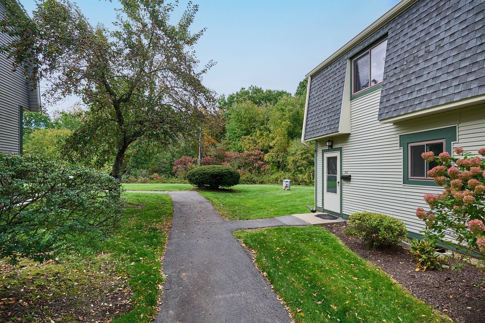170 East Hadley Road, Unit 107 Amherst, MA 01002 - Photo 2 of 38 Gallery Image 2