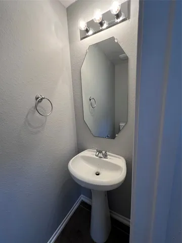 $2,300 | 6419 Densberry Lane, Katy, TX 77494