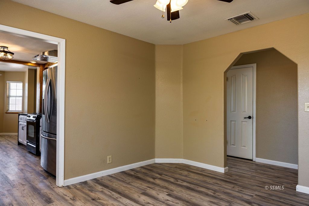 1221 Alysa Court Ridgecrest, CA 93555 - Photo 14 of 44