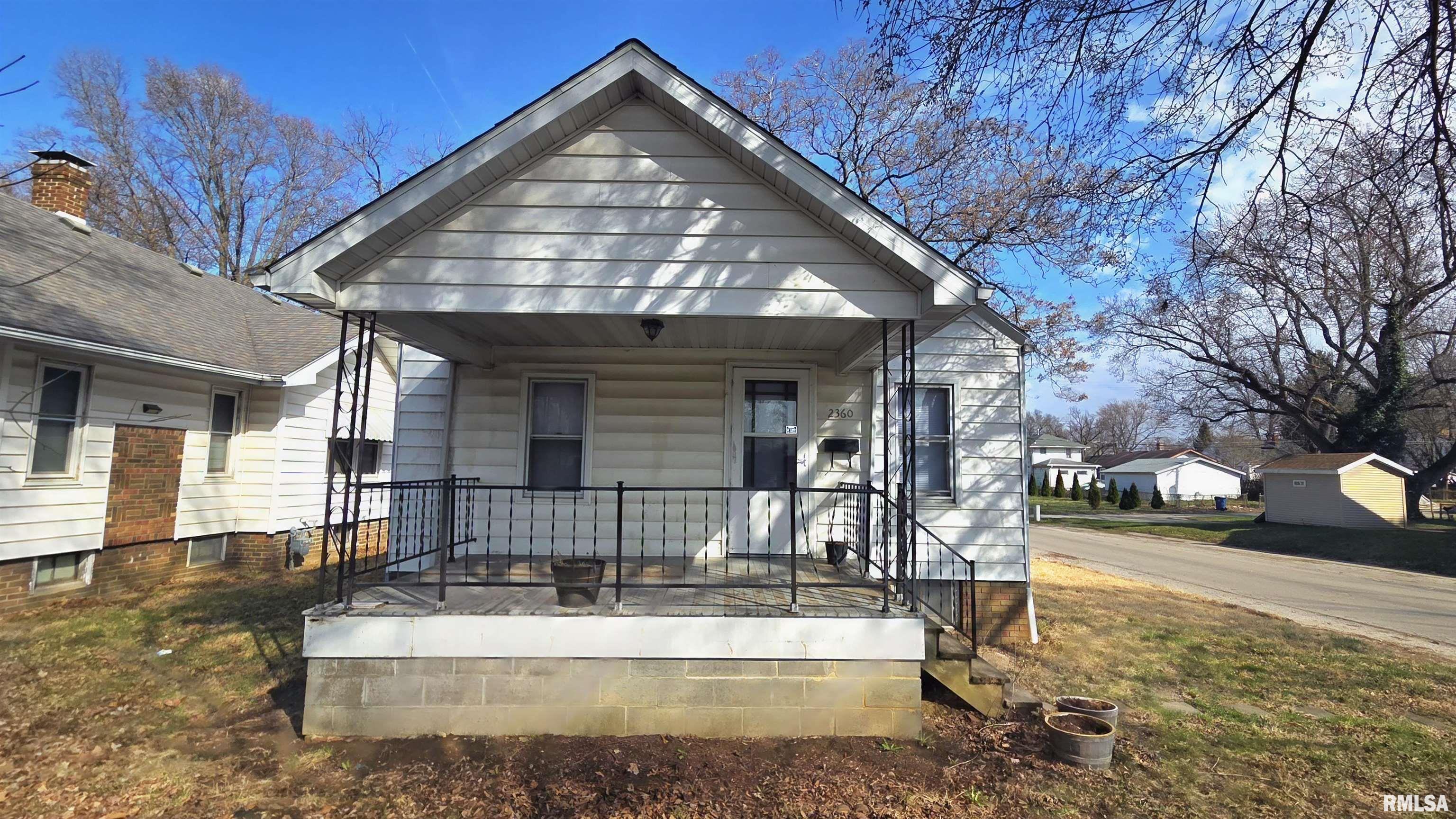 2360 South 9th Street Springfield, IL 62703 - Photo 1 of 13