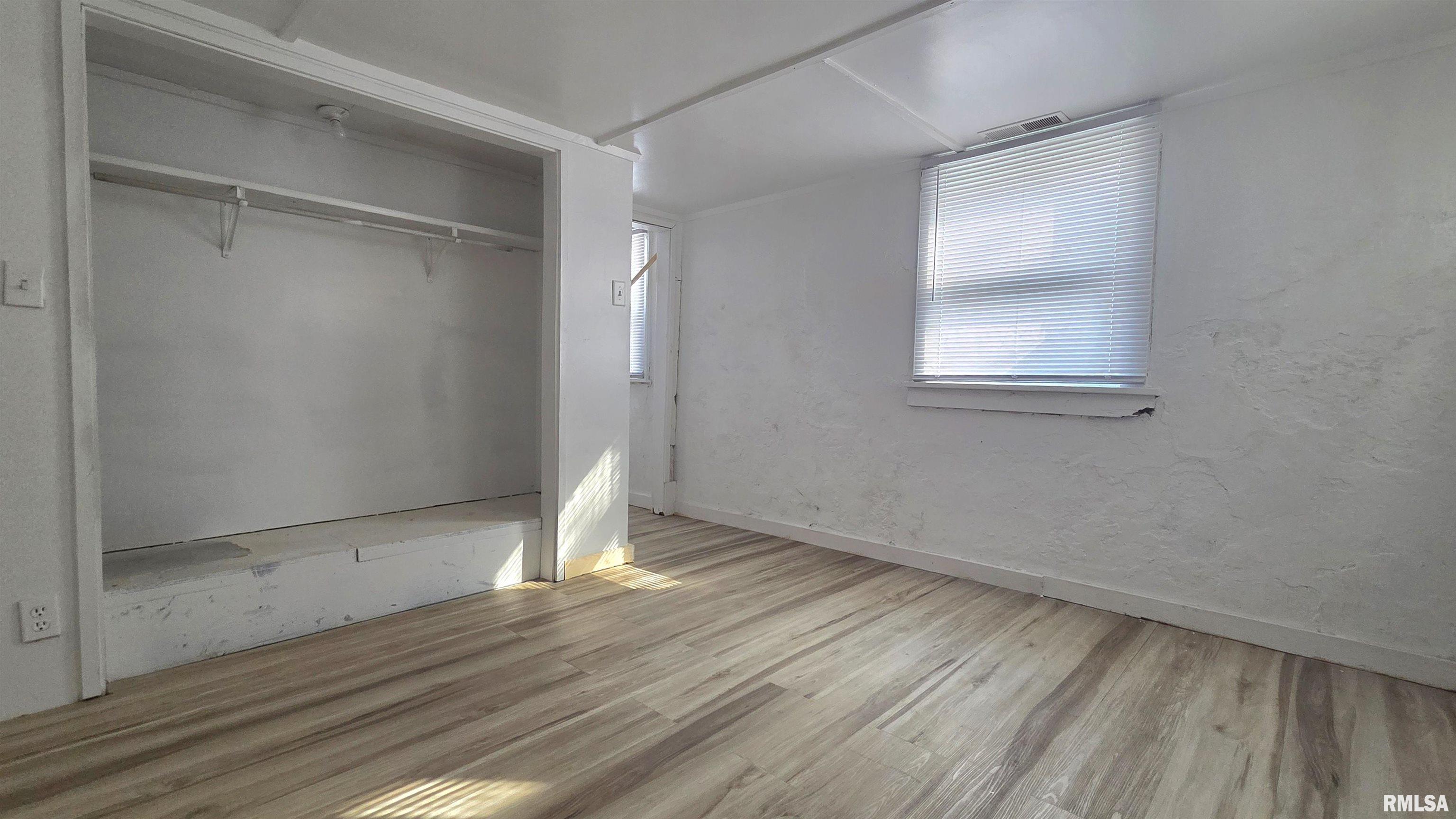 2360 South 9th Street Springfield, IL 62703 - Photo 11 of 13