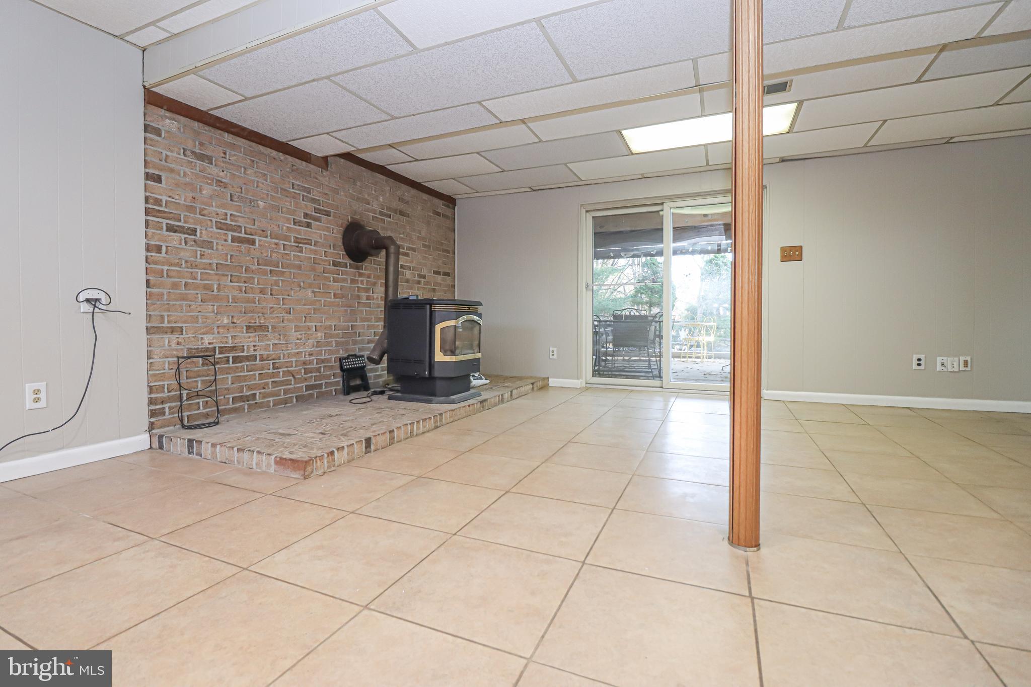 5929 Snowdens Run Road Sykesville, MD 21784 - Photo 27 of 54 Full daylight from the large slider