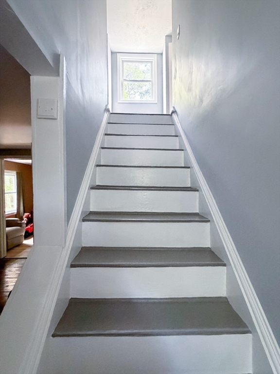 23 Cranberry Road Pembroke, MA 02359 - Photo 13 of 20