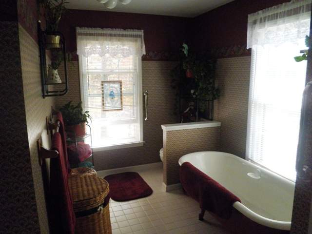 23045 McDonald Point Road Seneca, SC 29672 - Photo 15 of 25