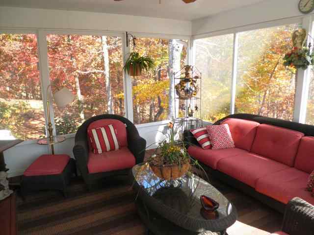 23045 McDonald Point Road Seneca, SC 29672 - Photo 9 of 25