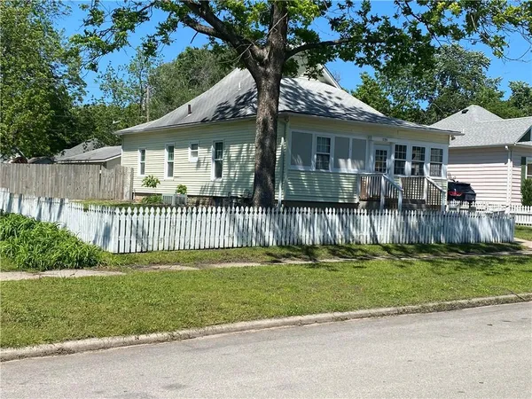 $165,900 | 520 West Martin Street, Pittsburg, KS 66762