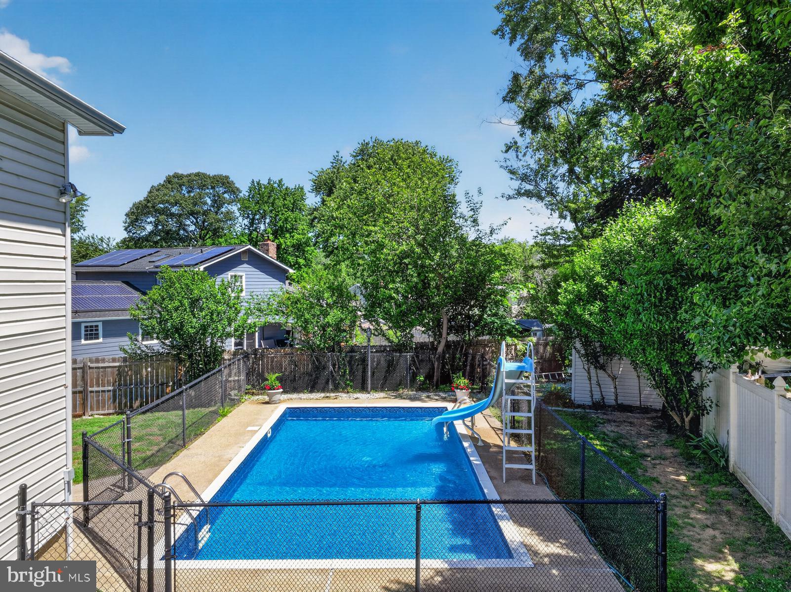 422 Ridgeview Court Arnold, MD 21012 - Photo 46 of 54 Pool